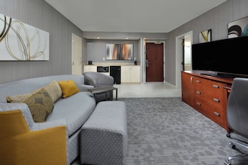 Suite, 1 Bedroom (Hearing Accessible)