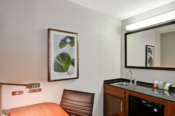 Guest Room, Room, 1 King Bed