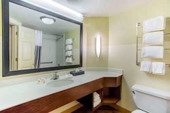 Room, 2 Double Beds, Accessible, Non Smoking (Mobility/Hearing, bathtub)