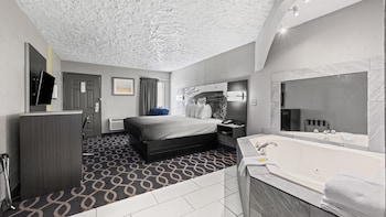 Deluxe Suite, 1 King Bed, Non Smoking