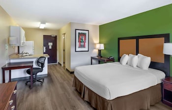 Studio, 1 Queen Bed, Accessible, Non Smoking