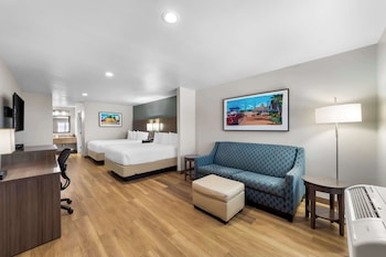 Standard Room, 2 Queen Beds, Accessible, Non Smoking (Larger Room;with Sofabed)