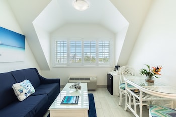 Standard Plus - 2 Double Beds
