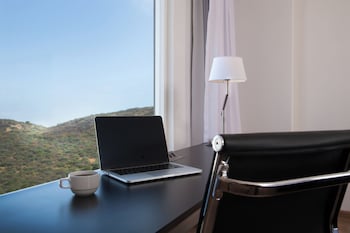 Business Suite (Master)