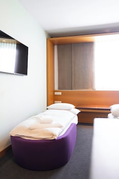 Smart Casual Room