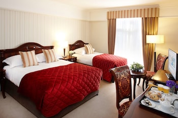 Luxury One Bedroom Suite Room