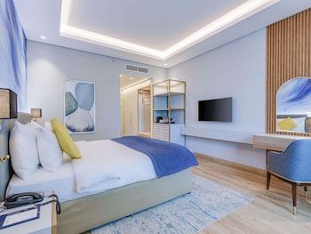 Superior Room, 1 King Bed
