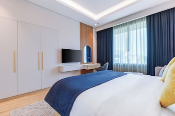 Deluxe Room, 1 King Bed