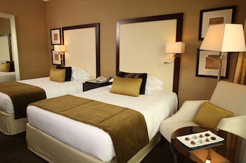 Deluxe Room, 1 King Bed