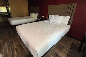 Room, 2 Queen Beds, Hearing Accessible, Non Smoking