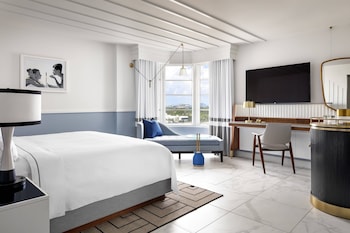 Room, 1 King Bed (Hearing Accessible)