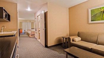 Suite, Multiple Beds, Fireplace (with Sofabed)