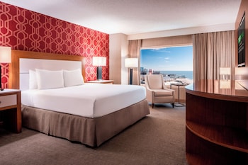HAVANA PREMIUM ROOM 1 KING NON-SMOKING