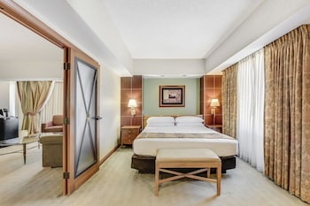 Premium Spa Suite, 1 King, Non-Smoking
