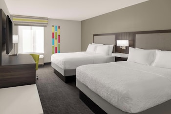 Two queen beds non smoking