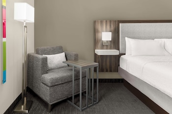 One king bed non smoking