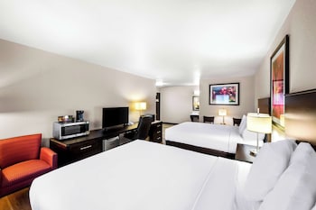 Premium Room, 2 Queen Beds (2nd Floor, No Elevator)