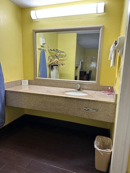 Room, 1 King Bed, Accessible, Non Smoking