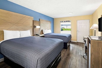 Standard Room, 2 Queen Beds, Smoking
