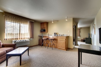 Suite, 1 King Bed, Non Smoking, Jetted Tub