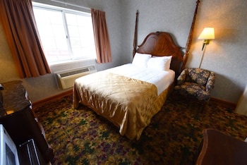 Deluxe Suite, 2 Bedrooms, Balcony, Lake Front