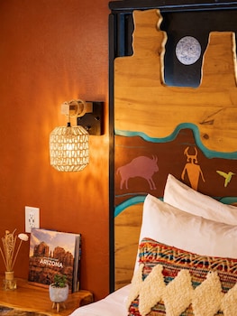 Panoramic Sedona King Suite