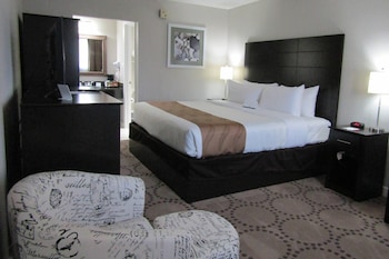 Room, 1 King Bed, Lake View
