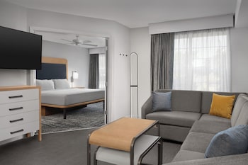 Suite, 1 King Bed