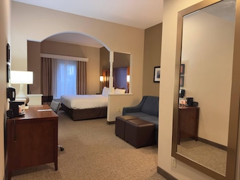 Suite, 1 King Bed with Sofa bed, Accessible, Non Smoking