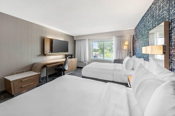 Standard Room, 2 Queen Beds, Non Smoking