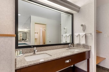 Suite, 1 King Bed, Non Smoking, Jetted Tub