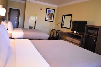Standard Room, 2 Queen Beds, Accessible, Non Smoking (Roll in Shower)