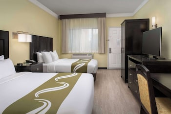 Standard Room, 2 Queen Beds, Non Smoking