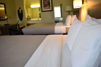 Standard Room, 2 Queen Beds, Non Smoking