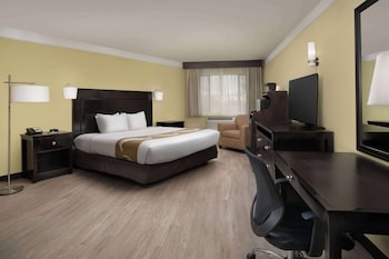 Standard Room, 1 Queen Bed, Non Smoking