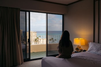 Premium Ocean View 2 Doubles