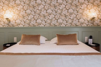 Superior Room, 1 Queen Bed, Non Smoking