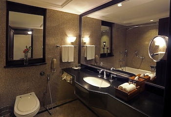 Suite, 1 Bedroom, Jetted Tub