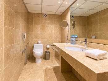 Superior Room, 1 King Bed