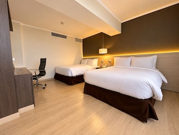 Superior Room, 2 Queen Beds