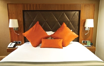 Basic Double Room
