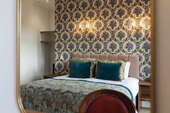 Classic Double or Twin Room