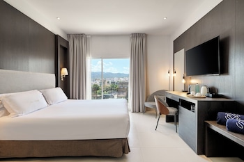 Deluxe Double Room, City View