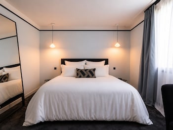 Deluxe Room, Garden View