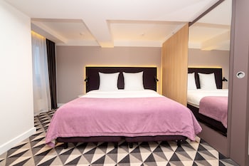 Executive Apartment