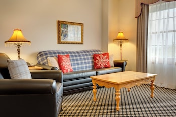Grand Suite, Multiple Beds (Mountain Grand Lodge, Two Queen Suite)