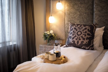 Room, 2 Queen Beds (Chalet Edelweiss)