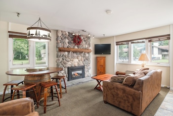 Condo, 2 Bedrooms (Mountain Villa)