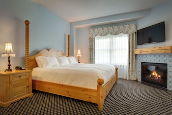 Grand Room, 1 King Bed (Mountain Grand Lodge)