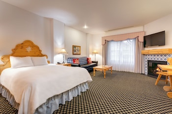 Grand Room, 1 Queen Bed with Sofa bed (Mountain Grand Lodge)